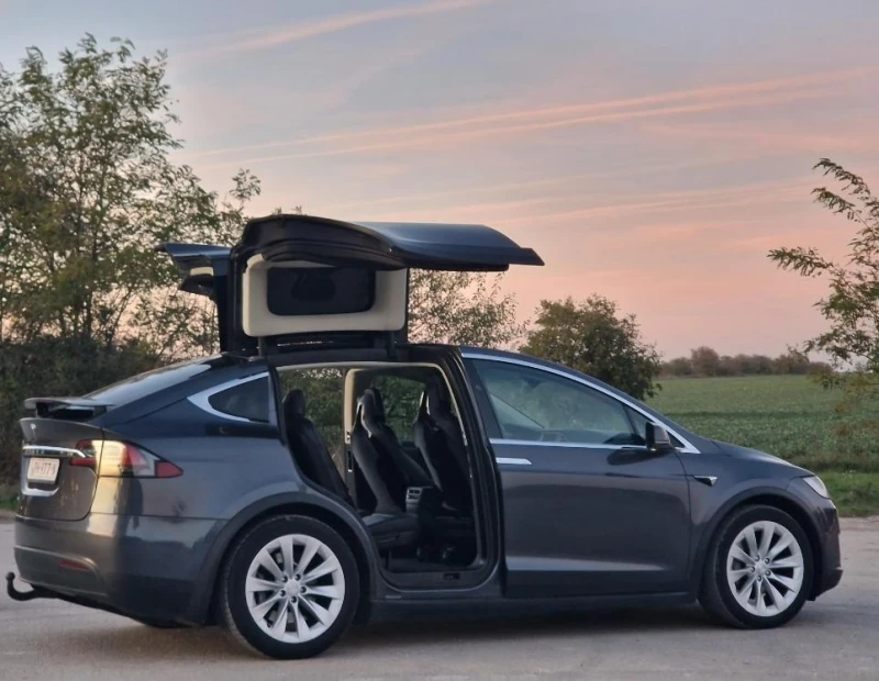 Tesla Model X X90D с Гаранция, снимка 5 - Автомобили и джипове - 47720067