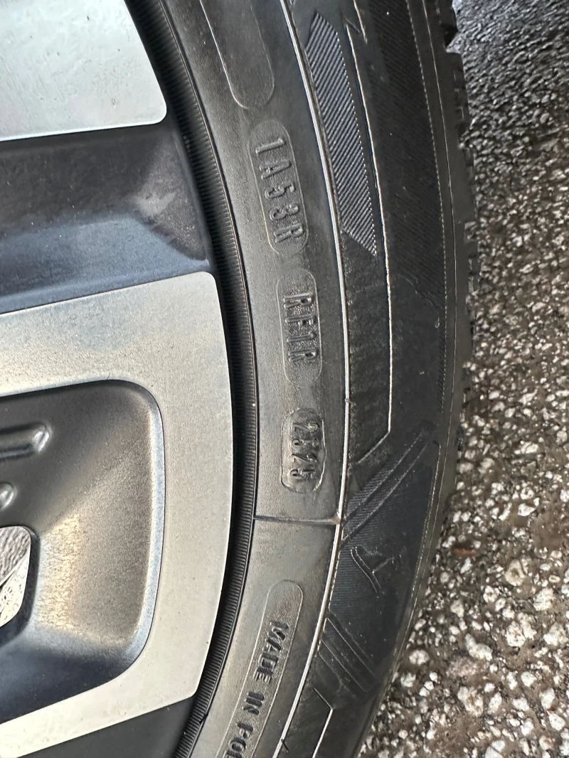 Hyundai Kona Premium 64 kWh, снимка 13 - Автомобили и джипове - 53025275