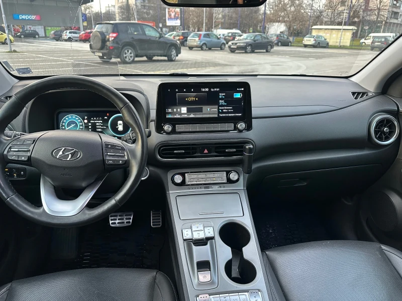 Hyundai Kona Premium 64 kWh, снимка 11 - Автомобили и джипове - 53025275