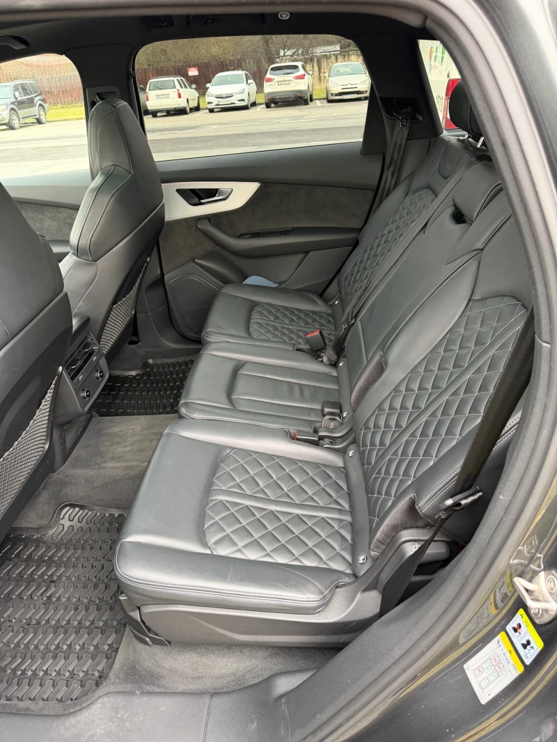 Audi SQ7, снимка 8 - Автомобили и джипове - 53293146
