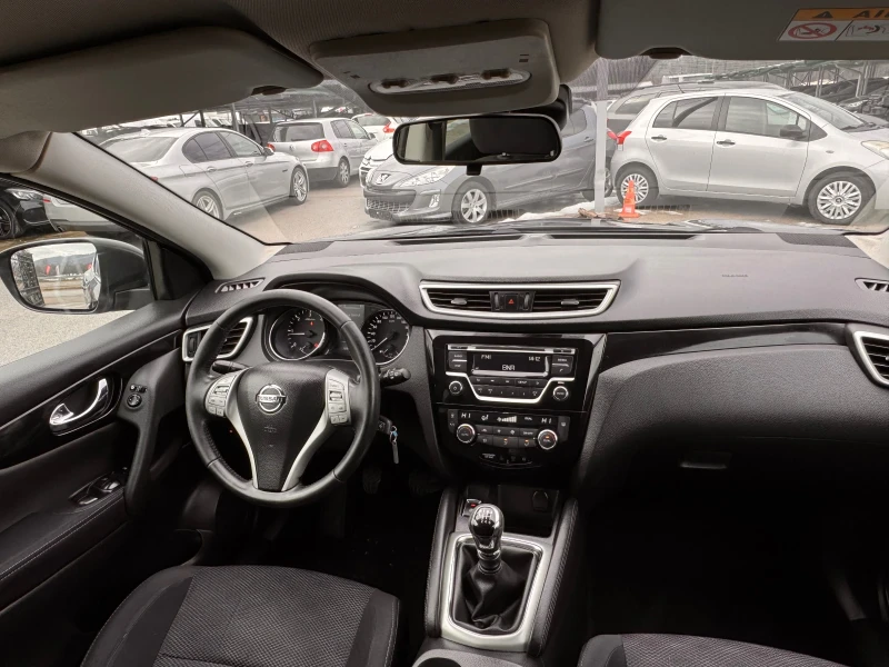 Nissan Qashqai 1.5DCI ИТАЛИЯ, снимка 10 - Автомобили и джипове - 53397226