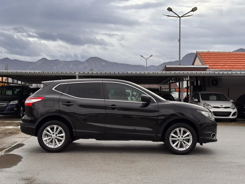 Nissan Qashqai 1.5DCI ИТАЛИЯ, снимка 4 - Автомобили и джипове - 53397226
