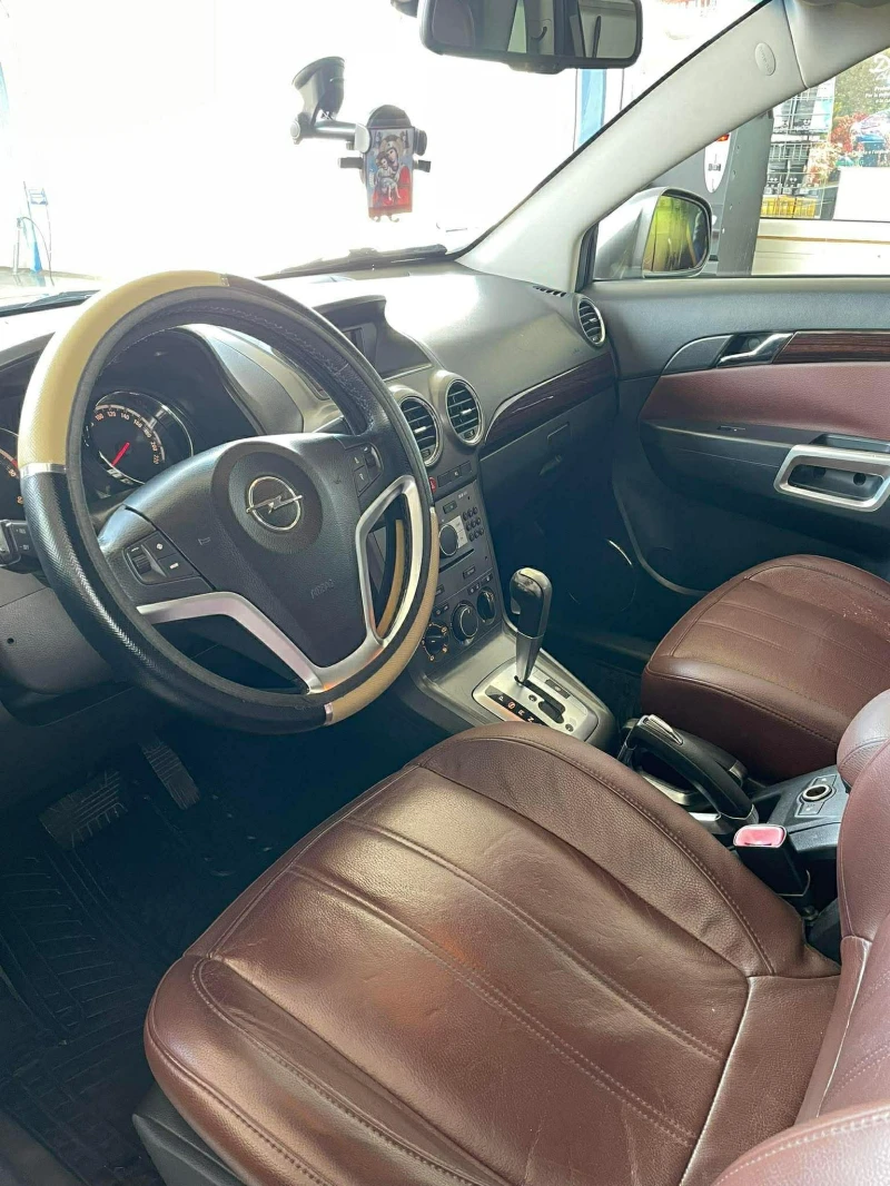 Opel Antara 2.0 CDTI, снимка 6 - Автомобили и джипове - 53579678