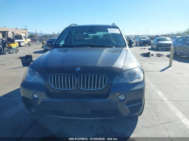 BMW X5 XDRIVE35I/Минимална щета!, снимка 3 - Автомобили и джипове - 48833281