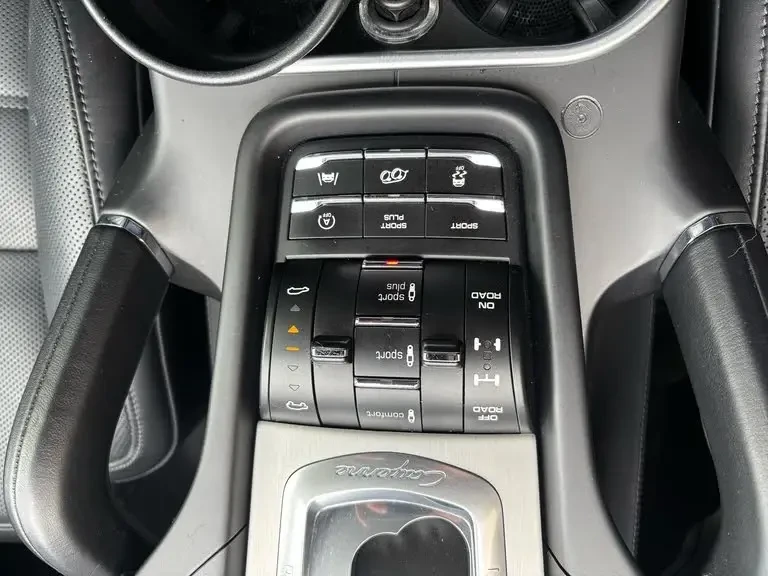 Porsche Cayenne GTS* MATRIX* ОБДУХ* BOSE* PANO* ALCANTARA* КРАЙНА , снимка 10 - Автомобили и джипове - 56046047