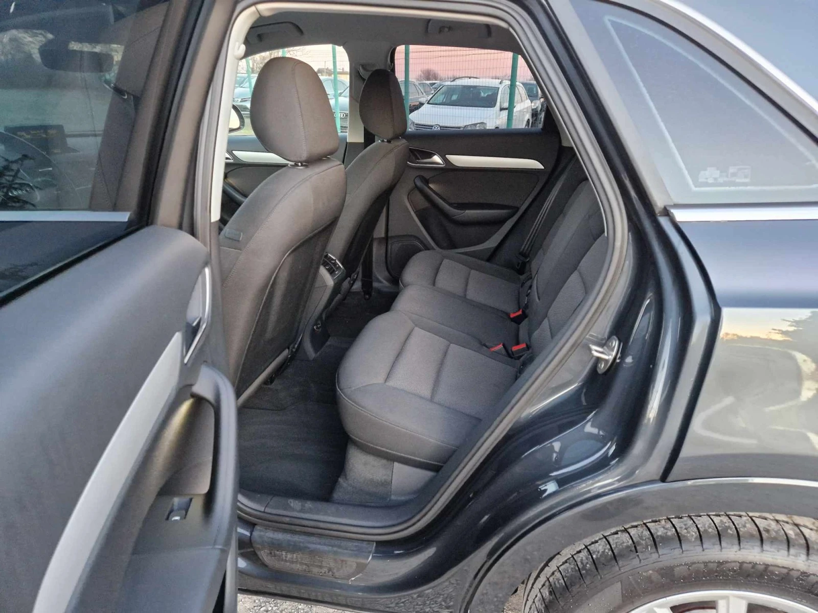 Audi Q3 2.0TDI 150 | Mobile.bg   12