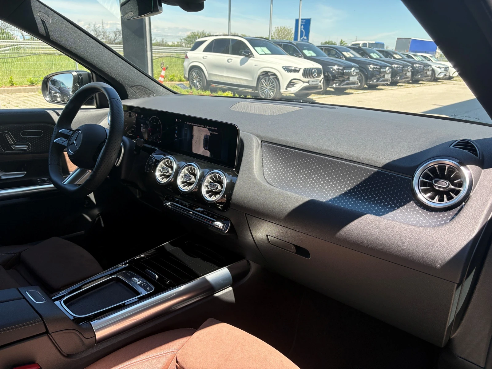 Mercedes-Benz GLA 200 d 4MATIC, снимка 9 - Автомобили и джипове - 51752466