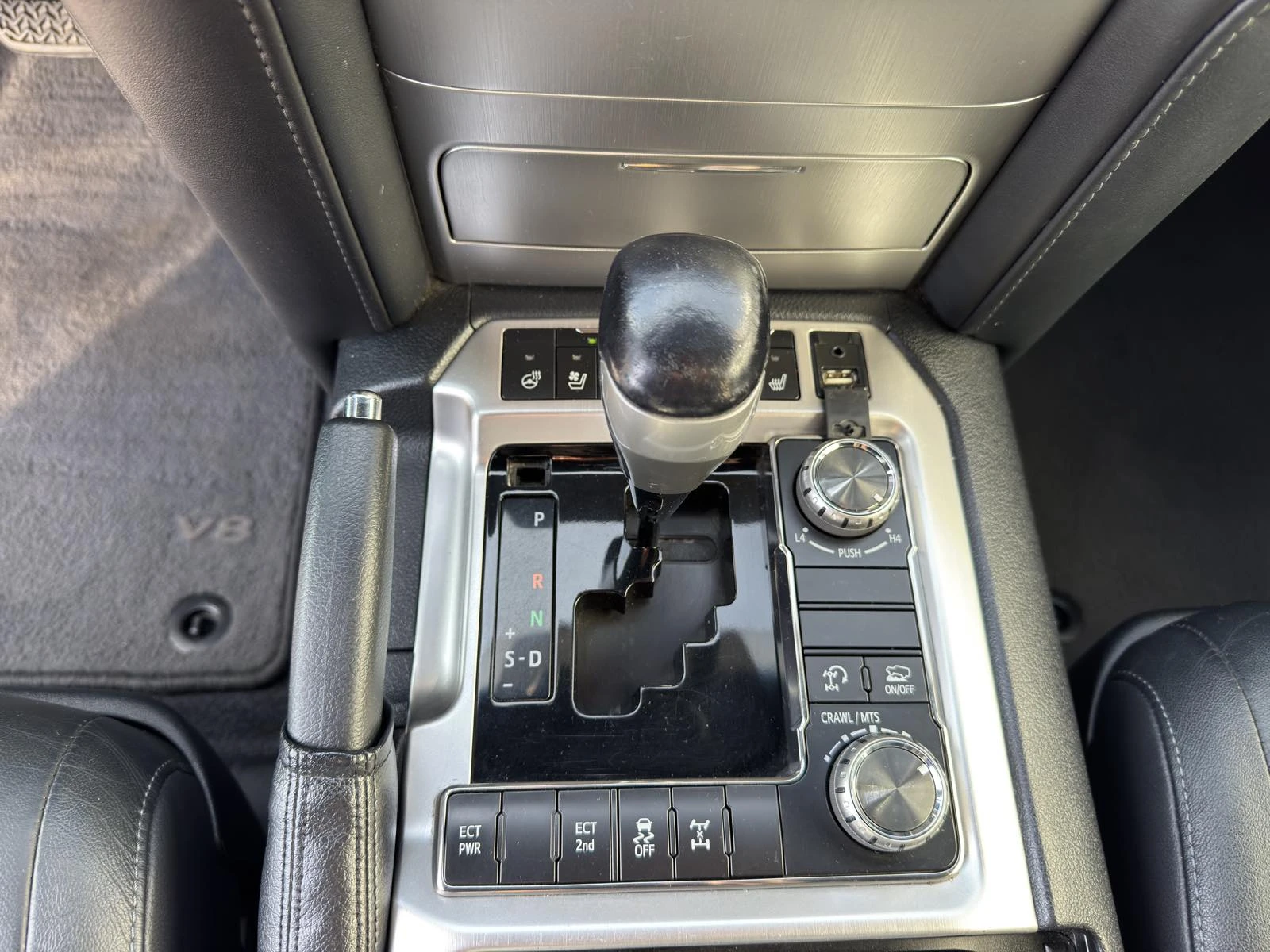 Toyota Land cruiser  - изображение 9