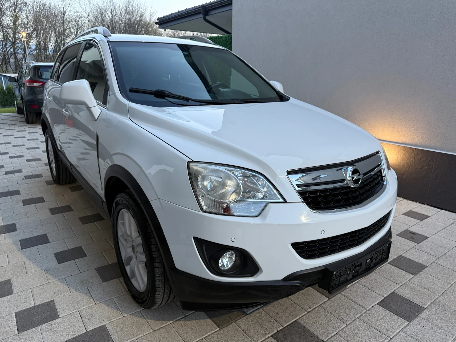 Opel Antara Opel Antara 2.4i , 4X4, EURO5A. FACELIFT | Mobile.bg   2