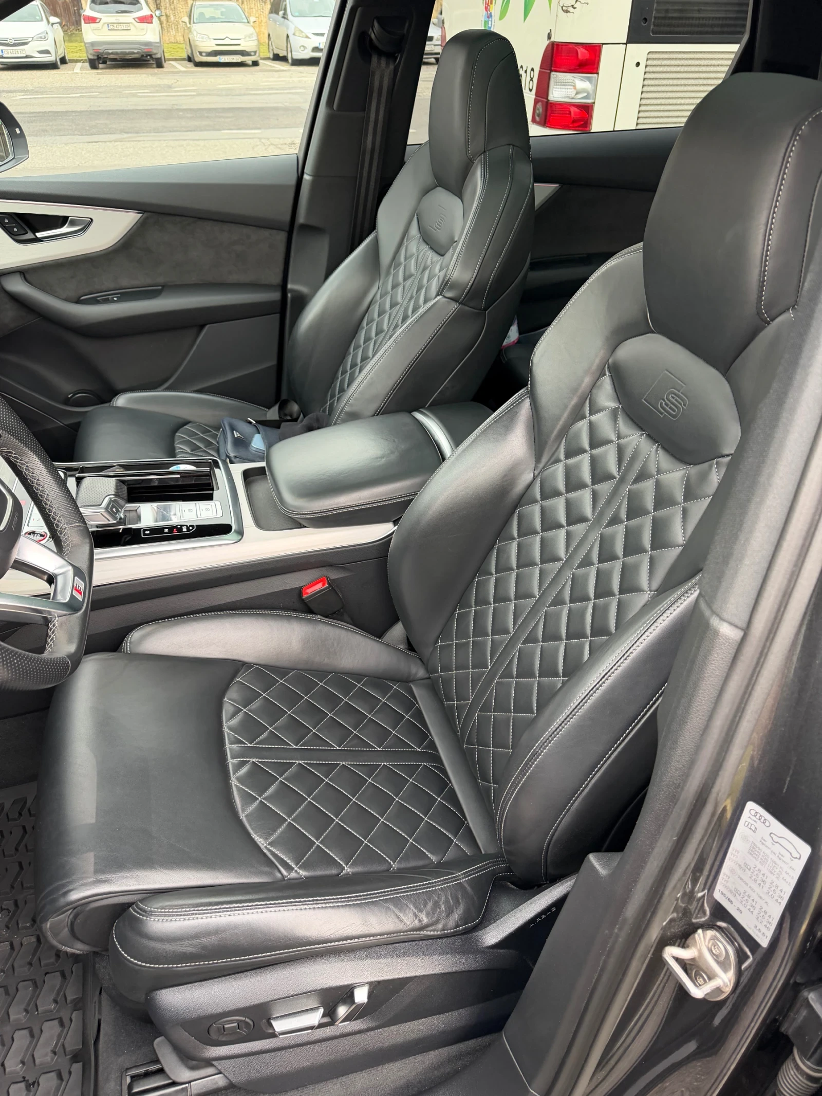 Audi SQ7  - изображение 7