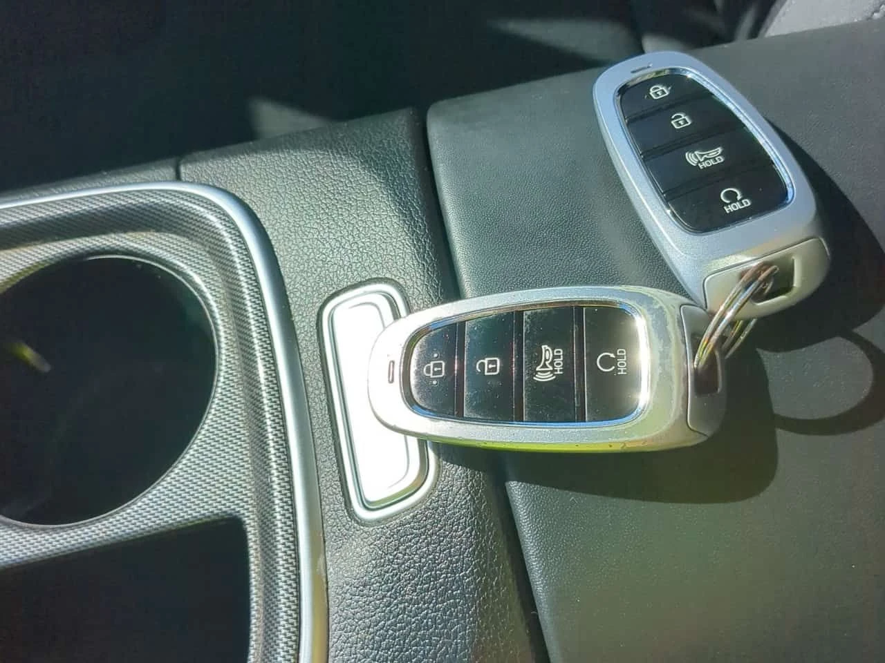 Hyundai Santa fe * Preferred * CARFAX * �������� * ������ * CARPLAY | Mobile.bg � ����������� 16