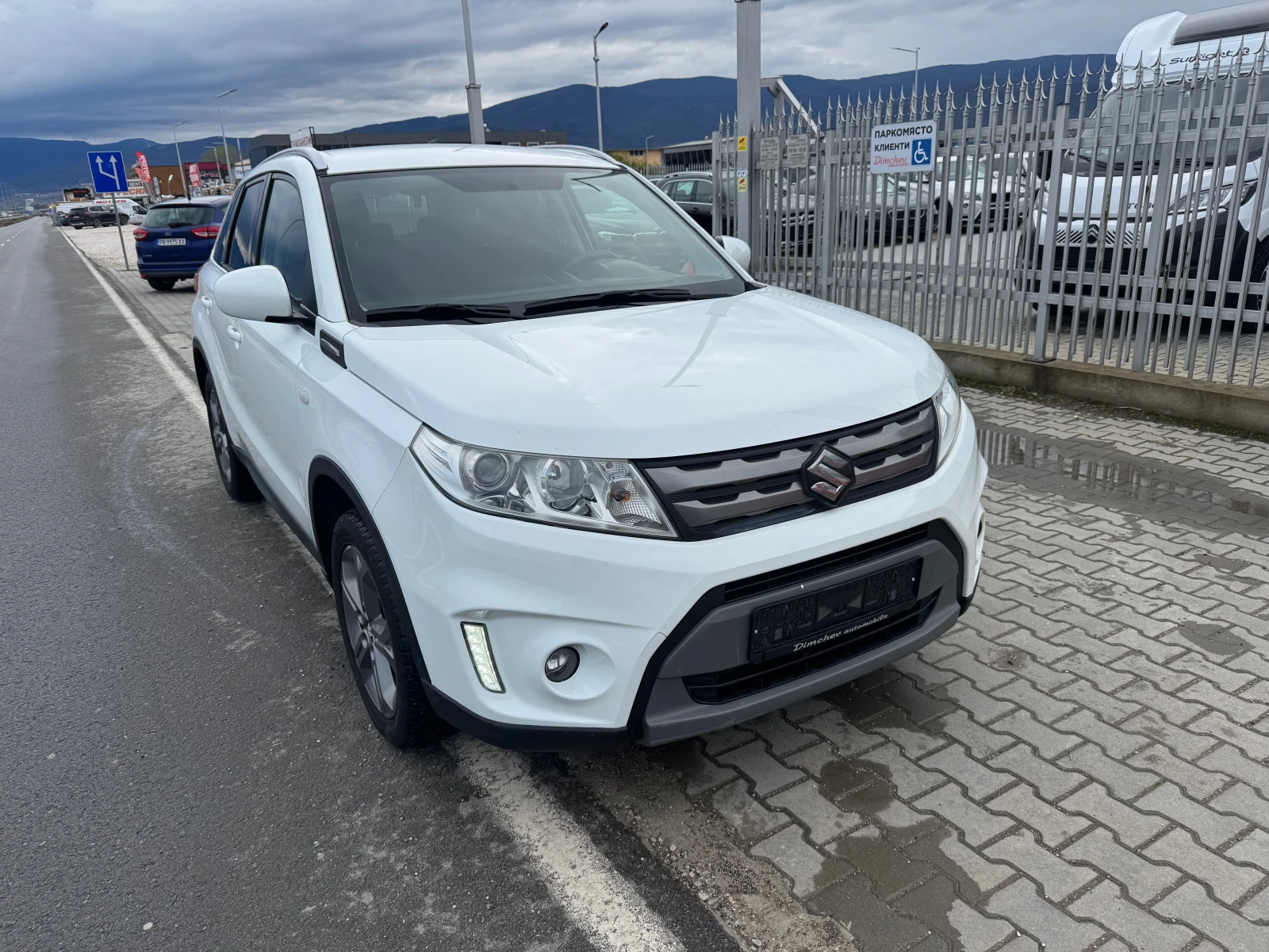 Suzuki Vitara 4X4, снимка 2 - Автомобили и джипове - 54150071