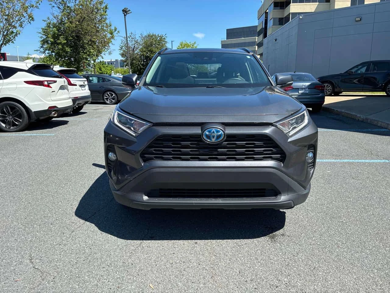 Toyota Rav4 * Hybrid * ПОДГРЕВ * ПАНОРАМА * ПРЕДСТАВИТЕЛСТВО, снимка 2 - Автомобили и джипове - 55058886