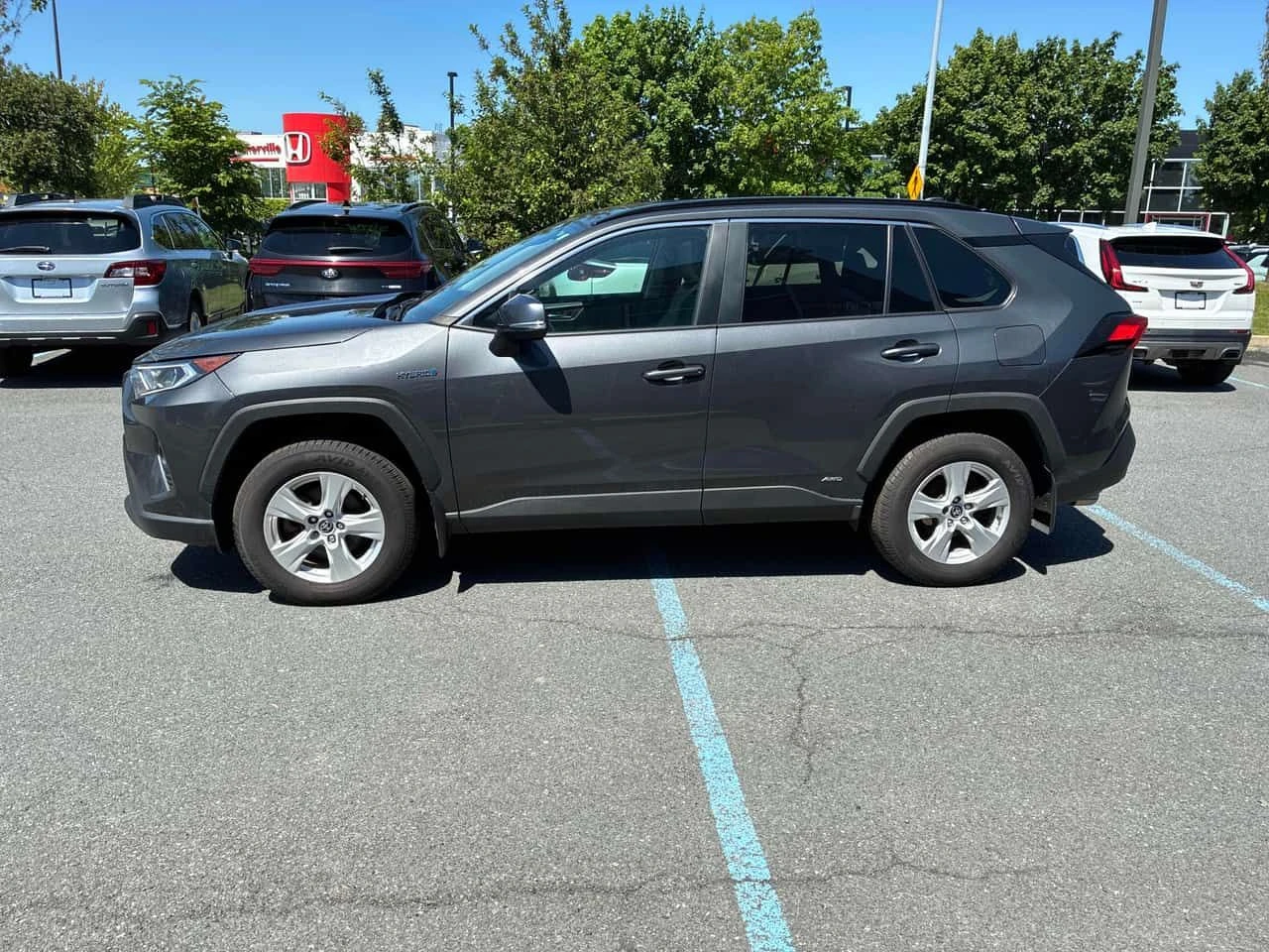 Toyota Rav4 * Hybrid * ПОДГРЕВ * ПАНОРАМА * ПРЕДСТАВИТЕЛСТВО, снимка 3 - Автомобили и джипове - 55058886