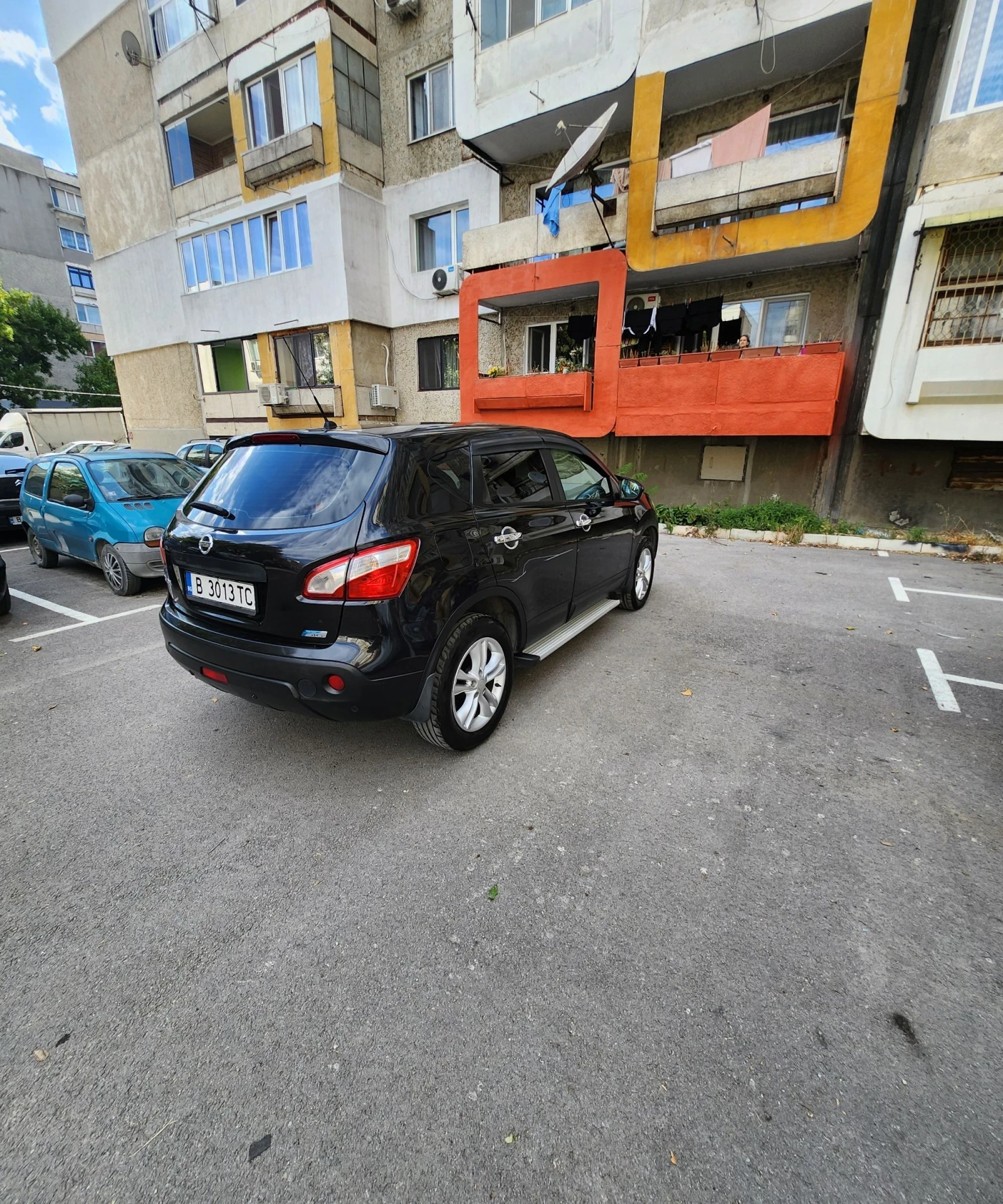 Nissan Qashqai, снимка 4 - Автомобили и джипове - 55658116