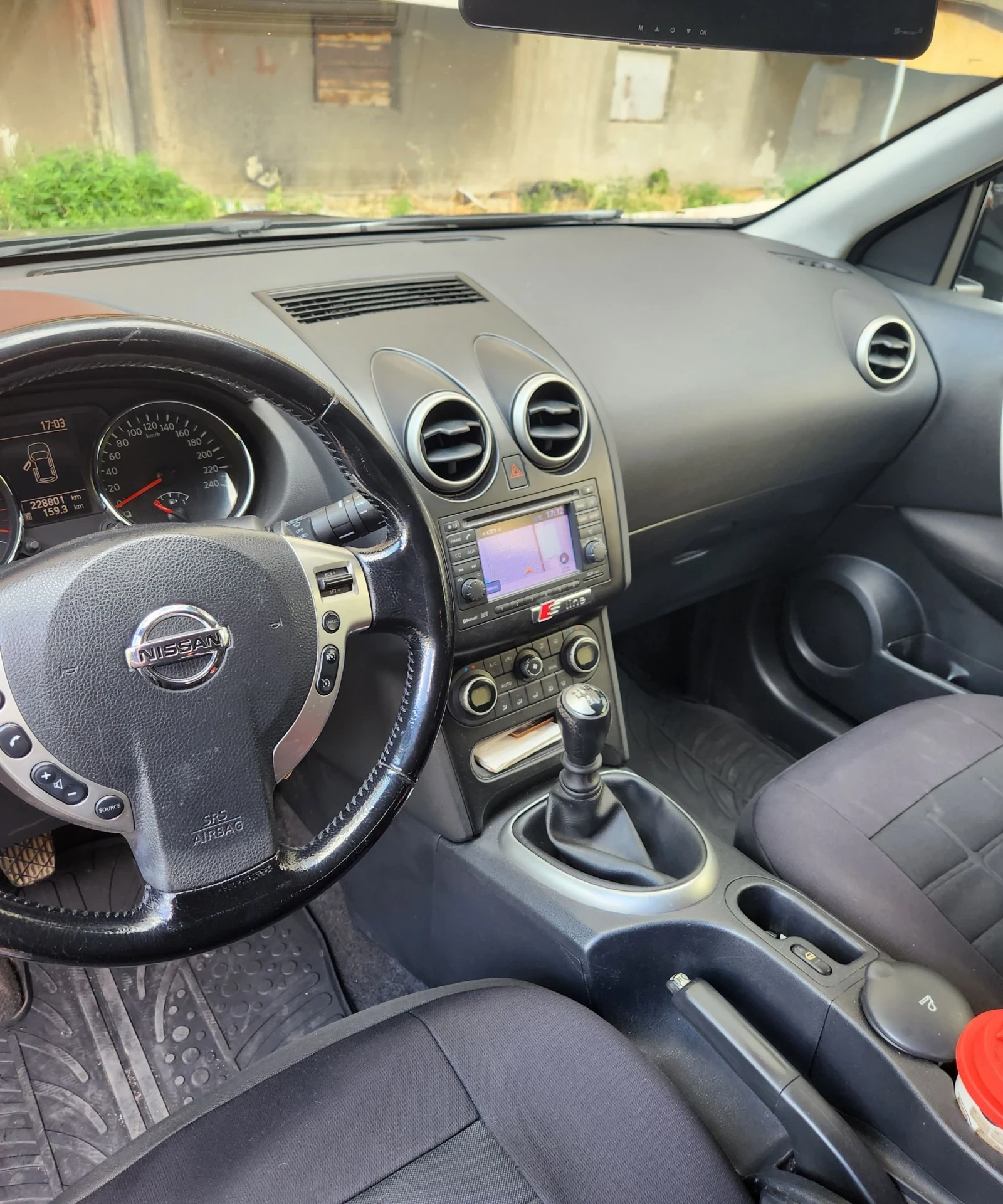Nissan Qashqai, снимка 13 - Автомобили и джипове - 55658116