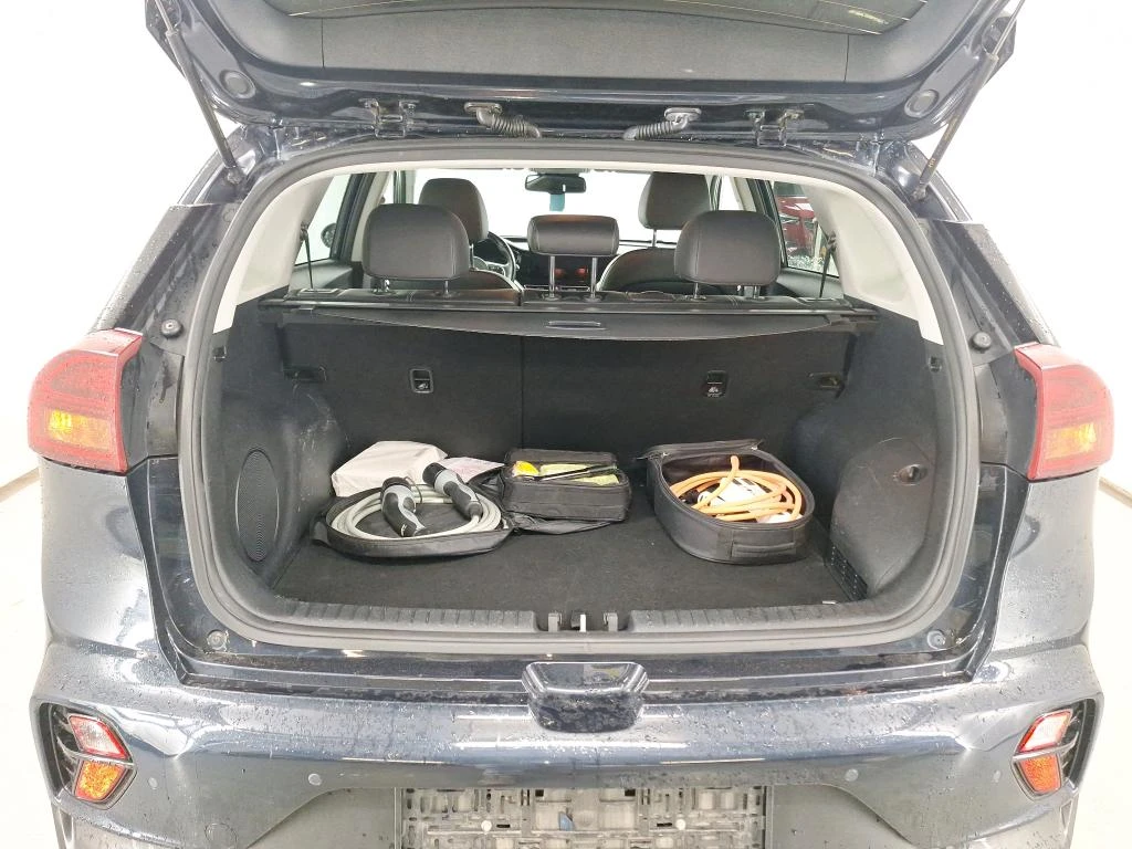 Kia Niro 1.6 GDI Plug-in Hybrid, снимка 9 - Автомобили и джипове - 55937334