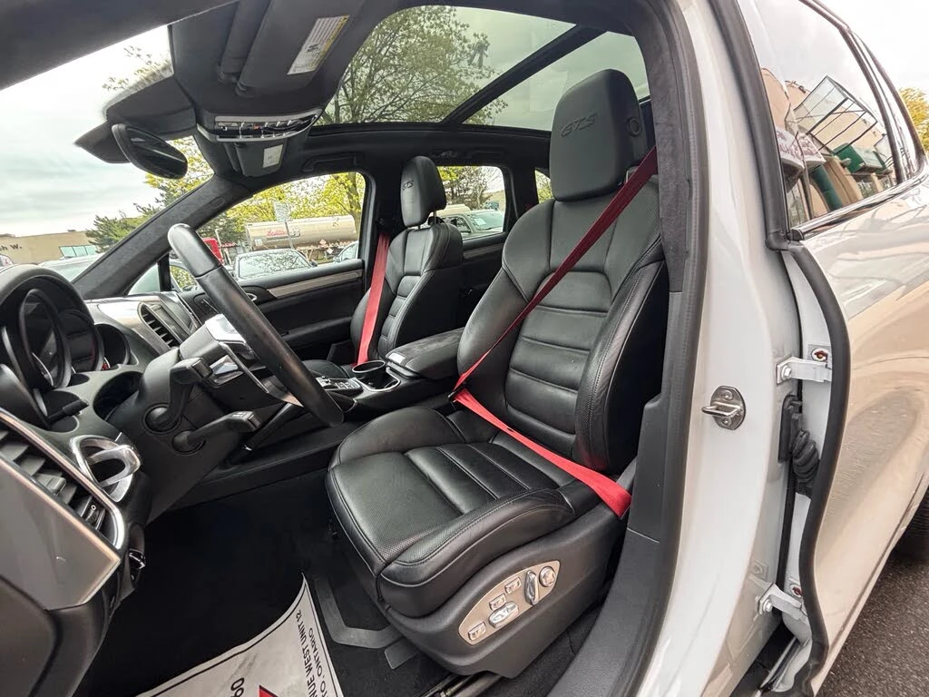 Porsche Cayenne GTS* MATRIX* ОБДУХ* BOSE* PANO* ALCANTARA* КРАЙНА , снимка 8 - Автомобили и джипове - 56046047