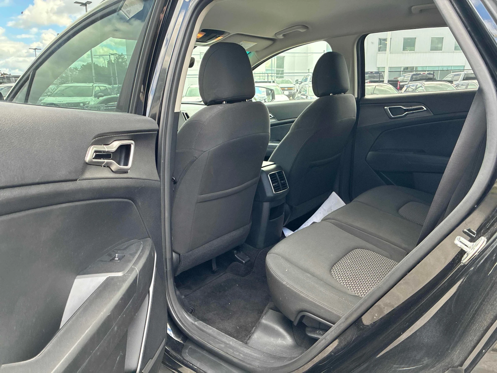 Kia Sportage * AWD * CARFAX * ОПЦИЯ ЗА ФИНАНСИРАНЕ , снимка 14 - Автомобили и джипове - 56080304