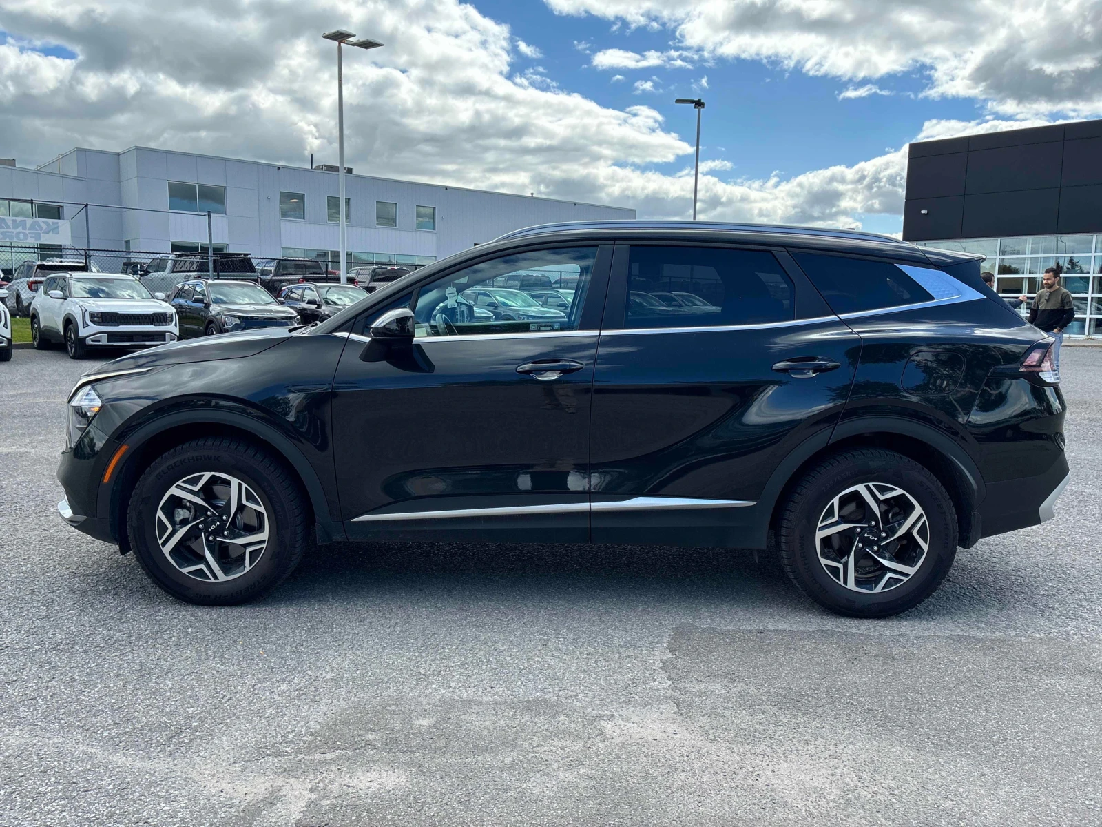 Kia Sportage * AWD * CARFAX * ОПЦИЯ ЗА ФИНАНСИРАНЕ , снимка 2 - Автомобили и джипове - 56080304