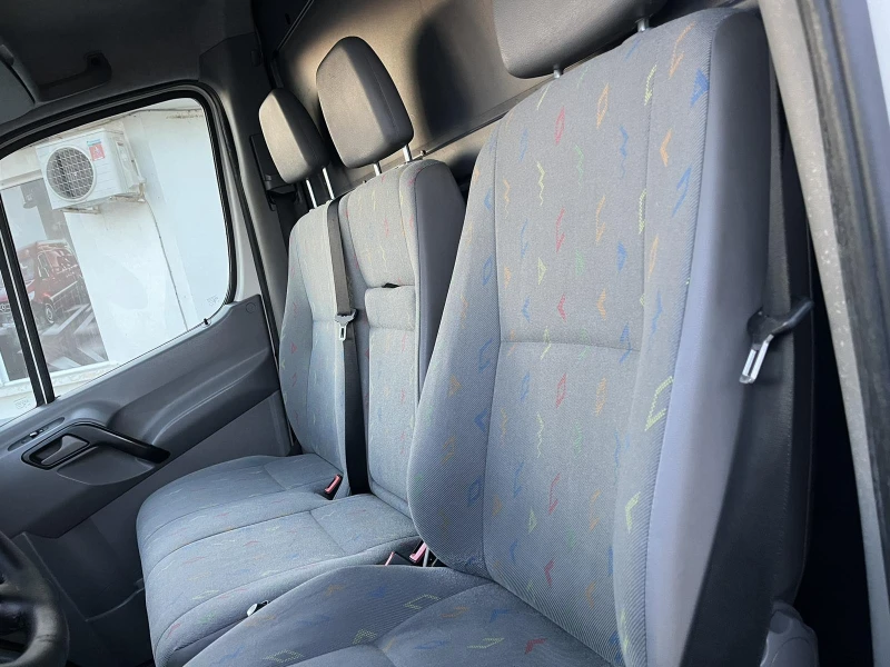 VW Crafter KLIMA, снимка 10 - Бусове и автобуси - 47804692