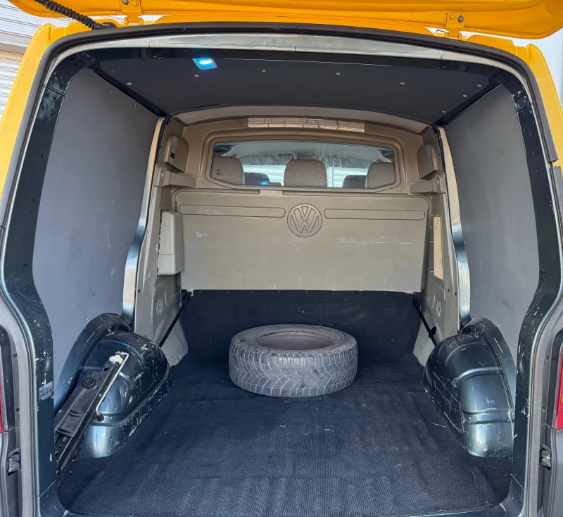 VW Transporter 2, 5tdi, N1, 5+ 1м., 131ps, 6ск., евро4, клима, as, снимка 14 - Бусове и автобуси - 48435649