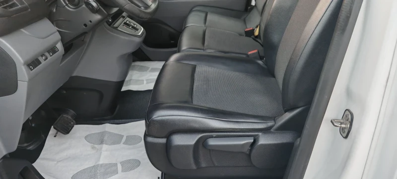 Peugeot Expert Electric 75KW, снимка 13 - Бусове и автобуси - 52489121