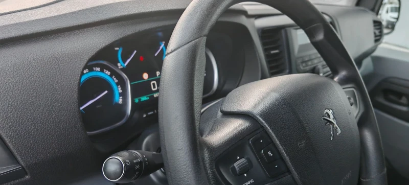 Peugeot Expert Electric 75KW, снимка 12 - Бусове и автобуси - 52489121