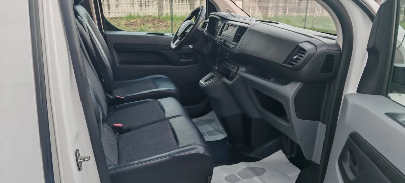 Peugeot Expert Electric 75KW, снимка 14 - Бусове и автобуси - 52489121