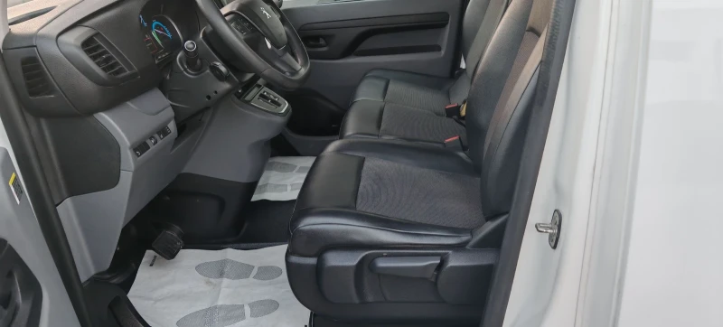 Peugeot Expert Electric 75KW, снимка 10 - Бусове и автобуси - 52489121