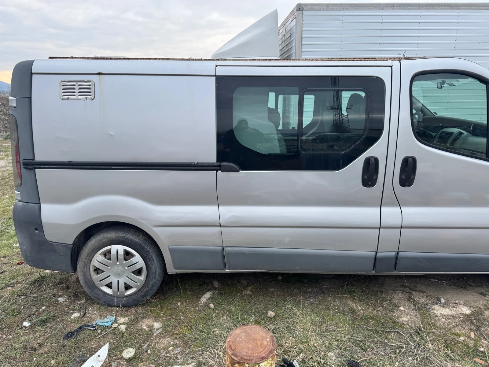 Opel Vivaro 1.9CDTI, снимка 7 - Бусове и автобуси - 53917106