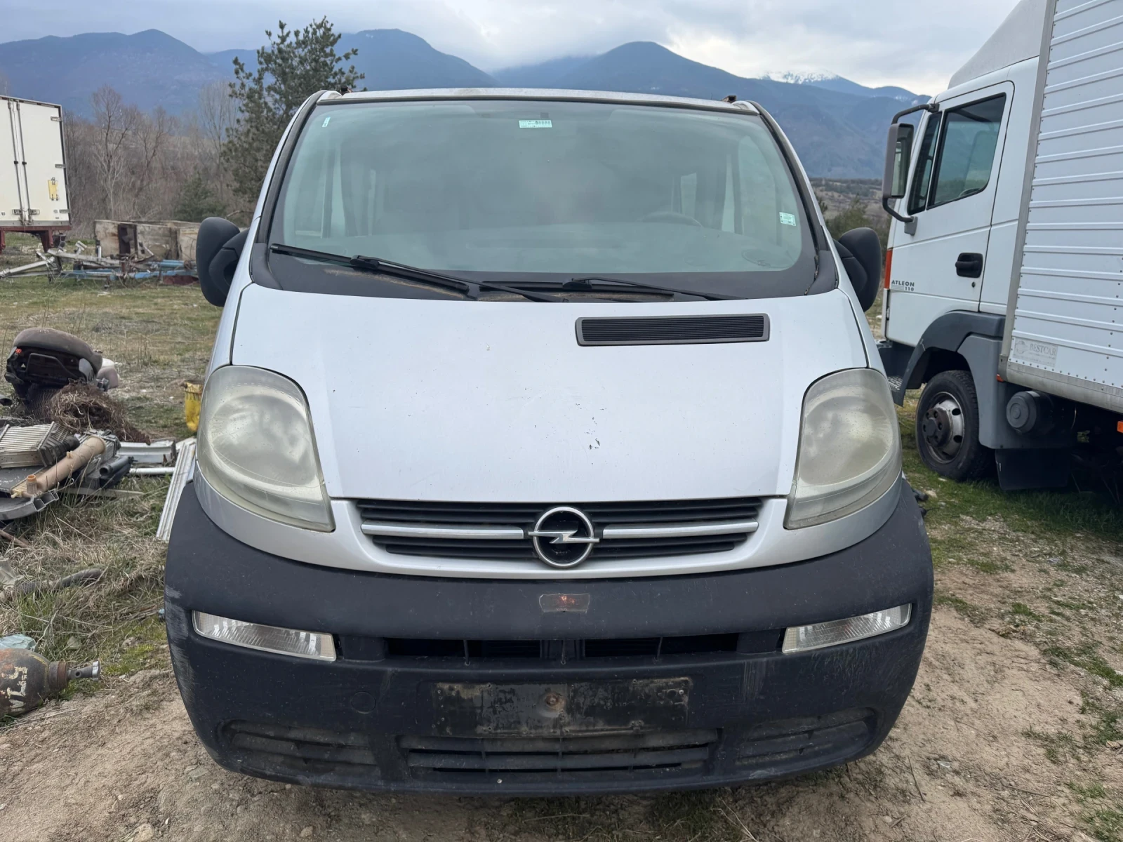 Opel Vivaro 1.9CDTI, снимка 2 - Бусове и автобуси - 53917106