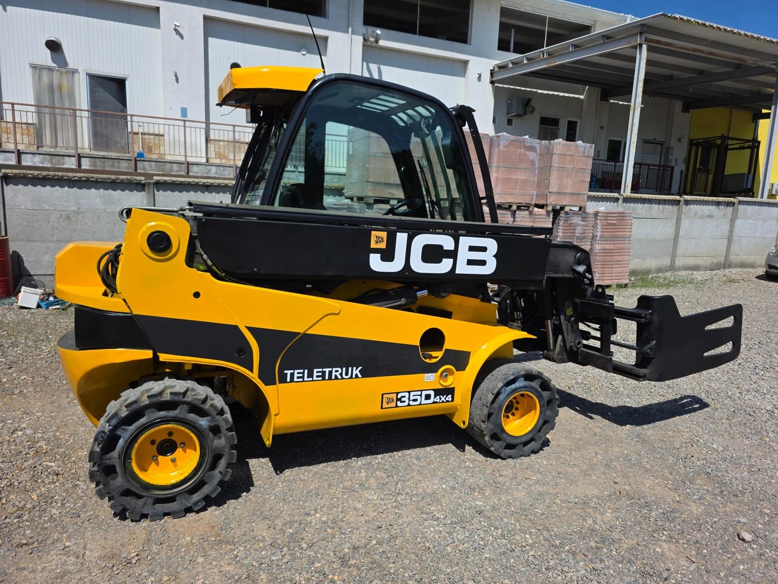 Телескопични товарачи JCB TLT35D 4X4 , снимка 4 - Индустриална техника - 54616038