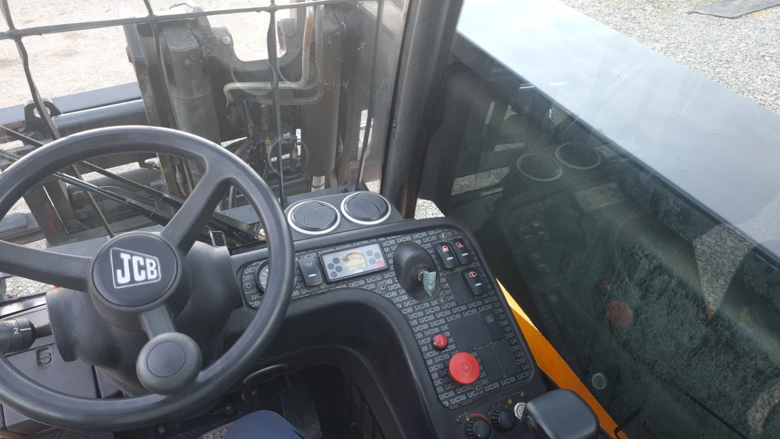 Телескопични товарачи JCB TLT35D 4X4 , снимка 8 - Индустриална техника - 54616038