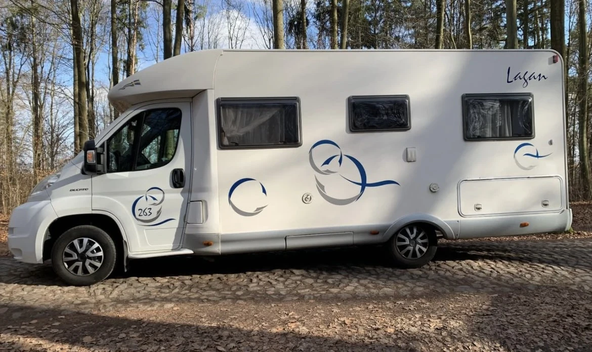 Кемпер Fiat Ducato, снимка 2 - Каравани и кемпери - 53896875