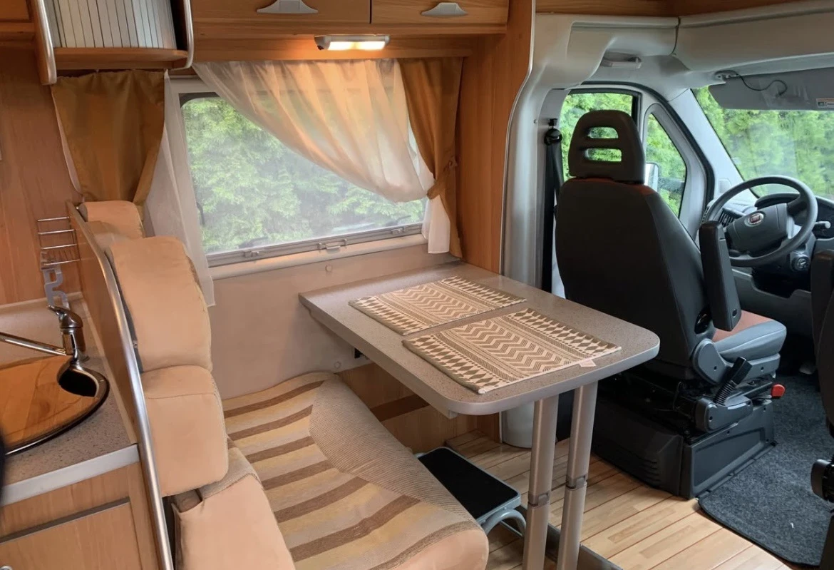 Кемпер Fiat Ducato, снимка 12 - Каравани и кемпери - 53896875