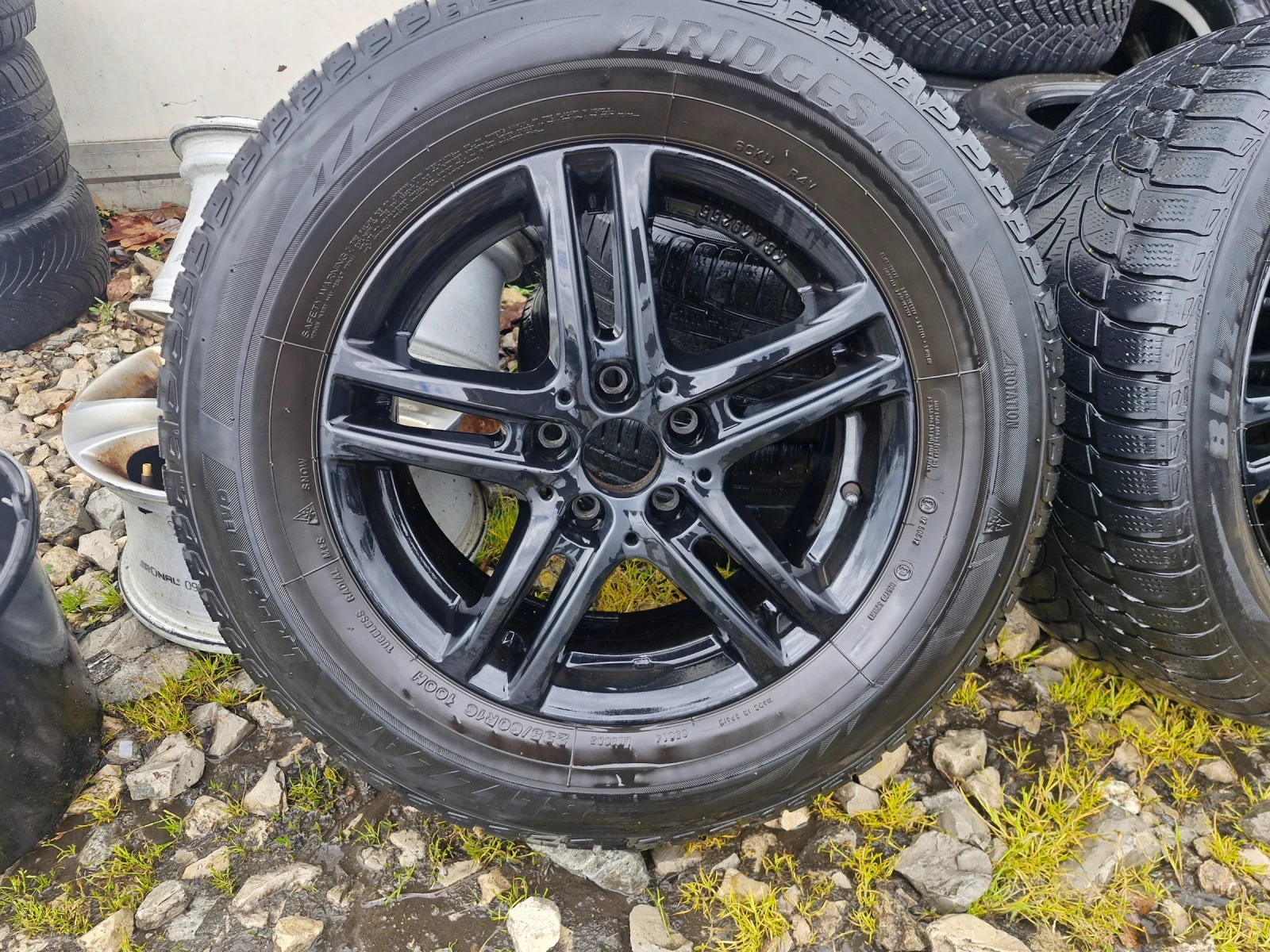 ���� � ������ 235/60R16 | Mobile.bg � ����������� 2