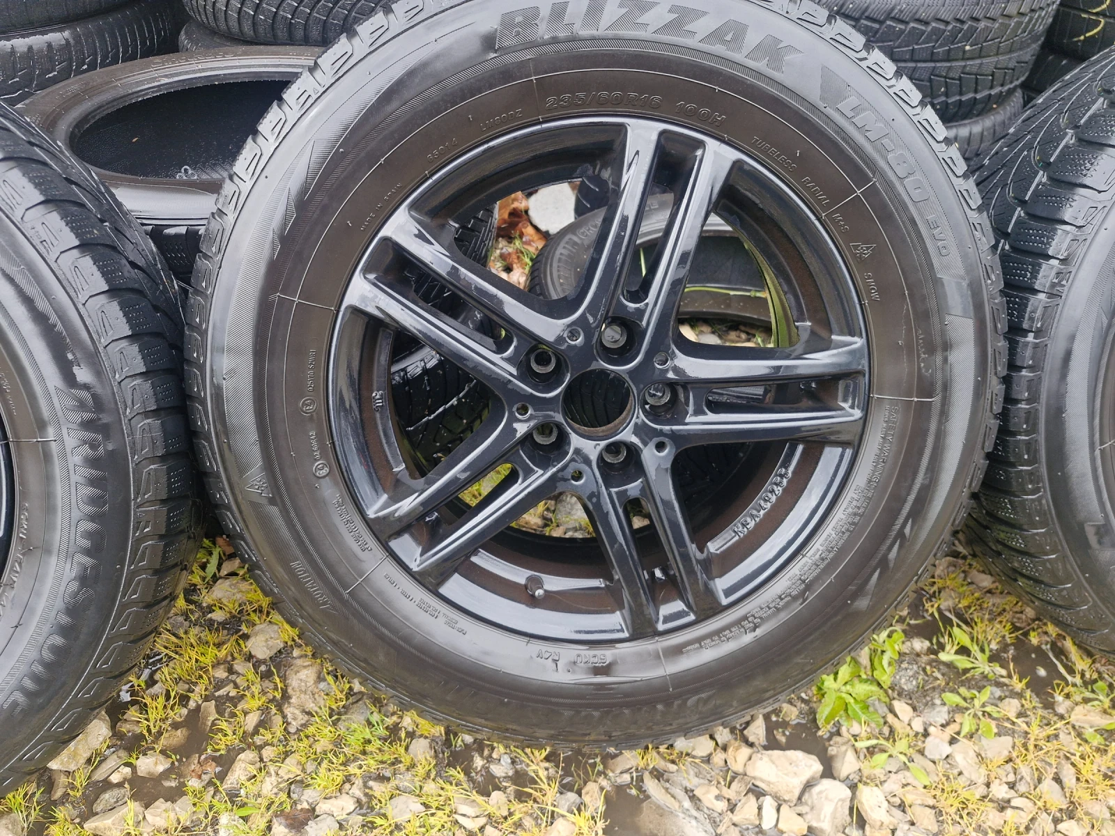 ���� � ������ 235/60R16 | Mobile.bg � ����������� 4