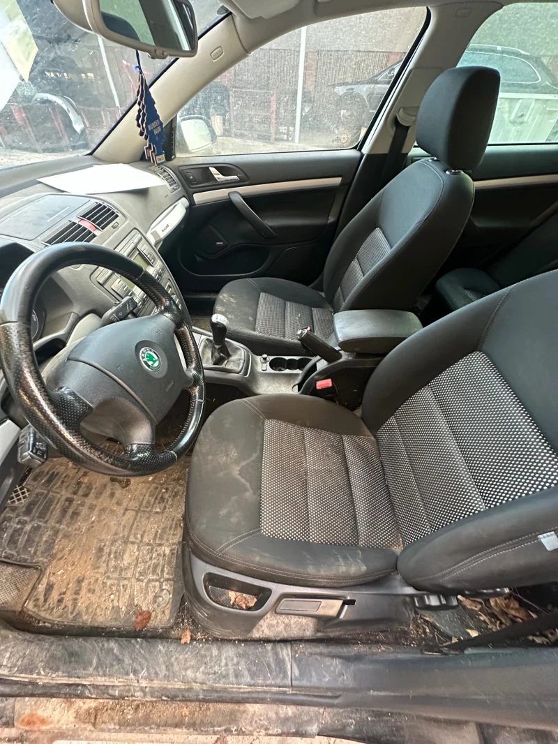 Skoda Octavia Skoda Oktavia 2.0TDI4X4BMM, снимка 7 - Автомобили и джипове - 48436645