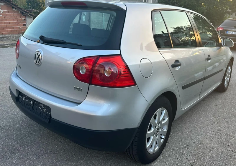 VW Golf 1.4fsi, снимка 4 - Автомобили и джипове - 48646632