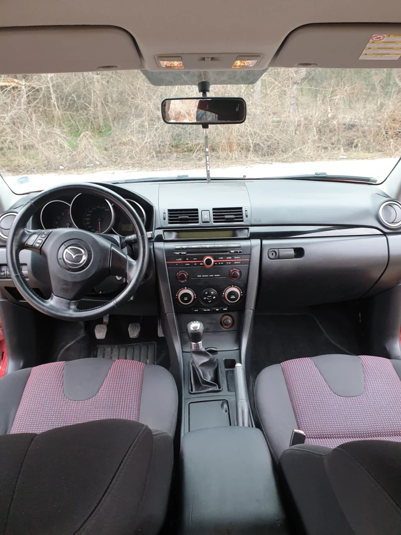 Mazda 3 1.6 105hp, снимка 8 - Автомобили и джипове - 48590387