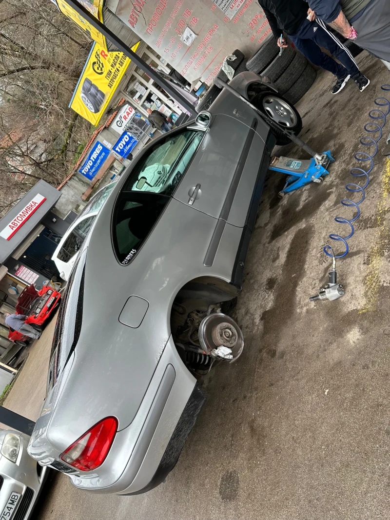 Mercedes-Benz CLK, снимка 6 - Автомобили и джипове - 48721797