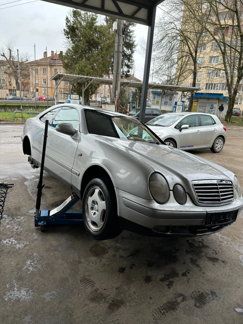 Mercedes-Benz CLK, снимка 7 - Автомобили и джипове - 48721797