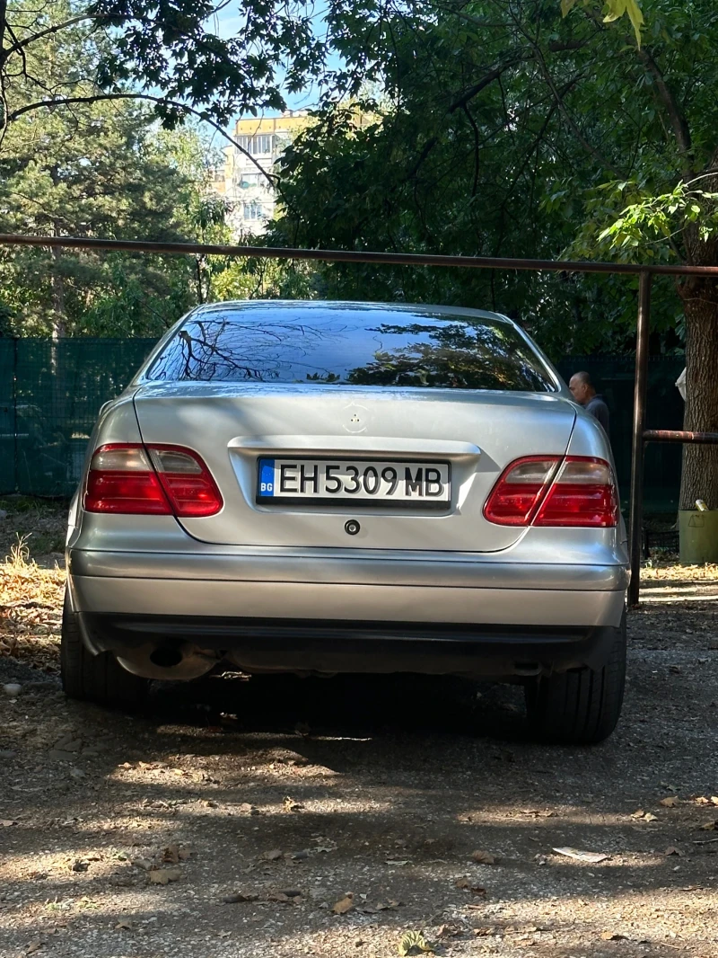 Mercedes-Benz CLK, снимка 10 - Автомобили и джипове - 48721797