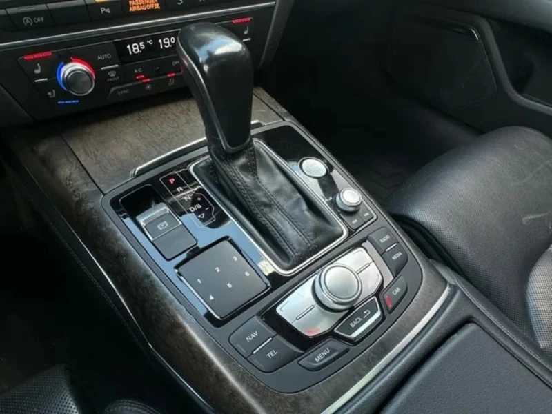 Audi A7 3.0tfsi, снимка 13 - Автомобили и джипове - 48817922