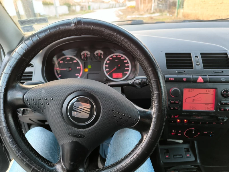 Seat Ibiza, снимка 8 - Автомобили и джипове - 48987843