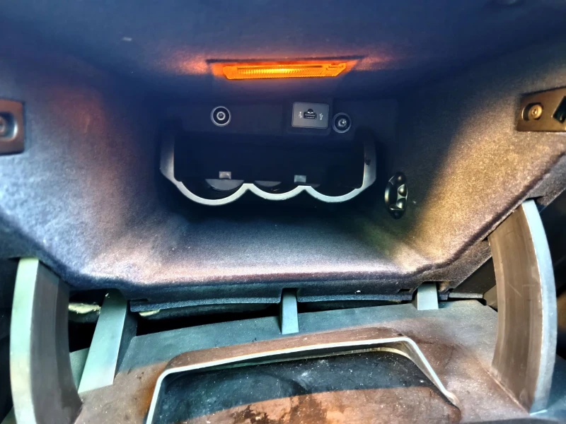 Alfa Romeo Giulietta 1.6 JTDM, снимка 16 - Автомобили и джипове - 51068421