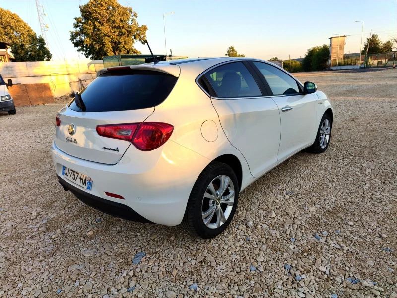 Alfa Romeo Giulietta 1.6 JTDM, снимка 5 - Автомобили и джипове - 51068421
