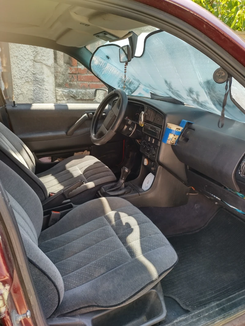 VW Passat Комби, снимка 5 - Автомобили и джипове - 52404832