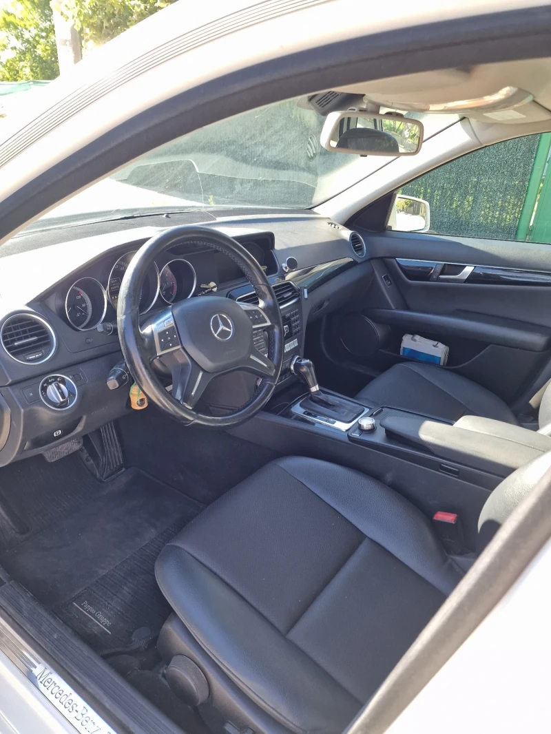 Mercedes-Benz C 180 CDI, снимка 6 - Автомобили и джипове - 52598019